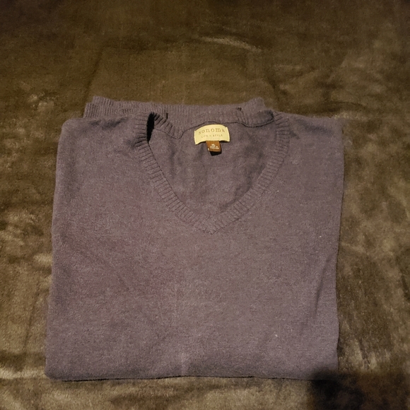 Men's v-neck sweater - Picture 8 of 13